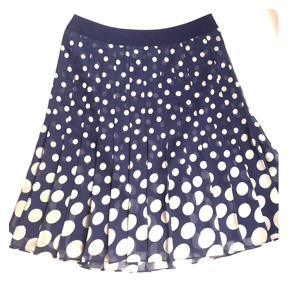 Boden Dresses & Skirts - Boden Pleated Midi Skirt